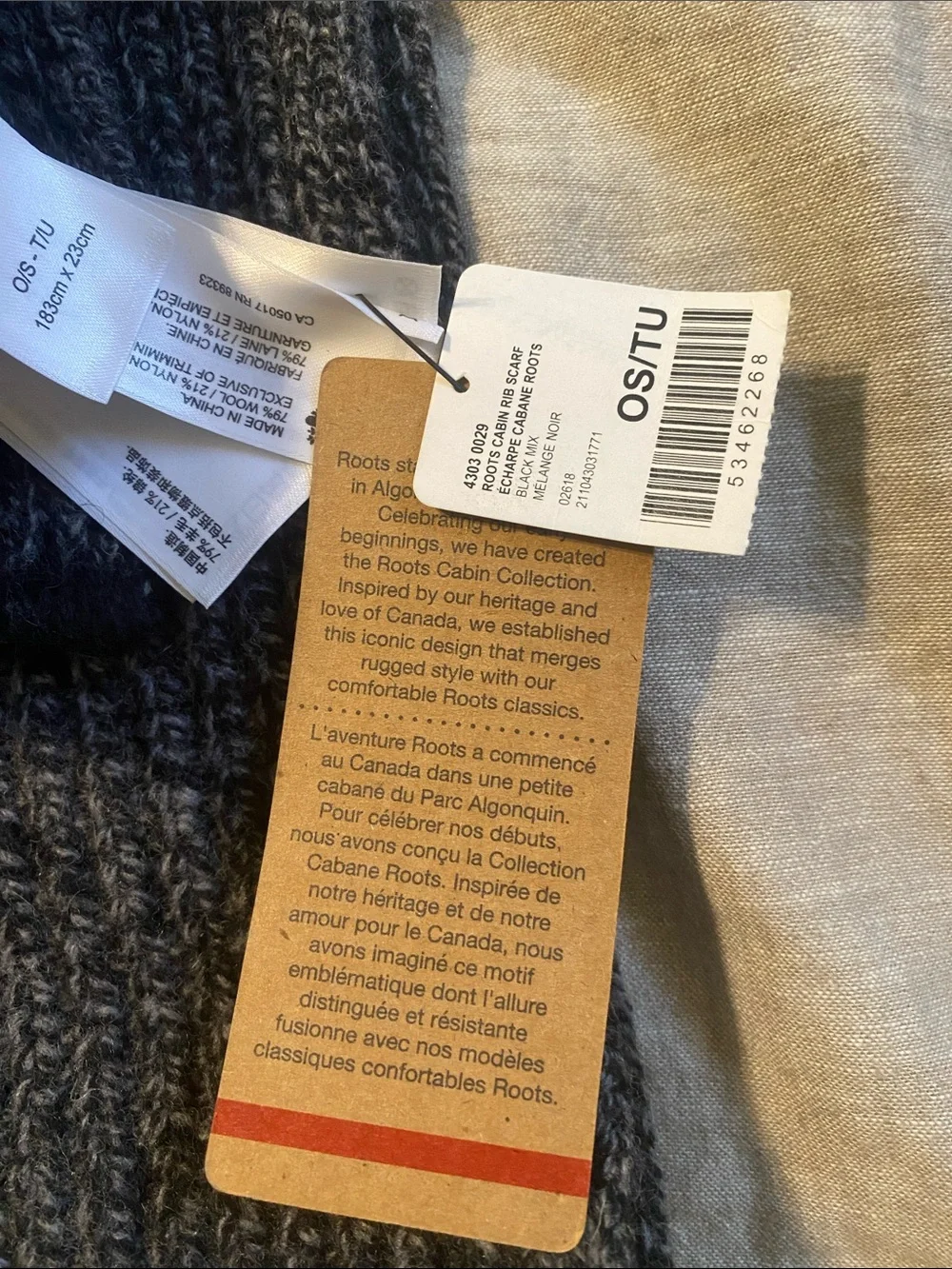 Roots Cabin rib scarf